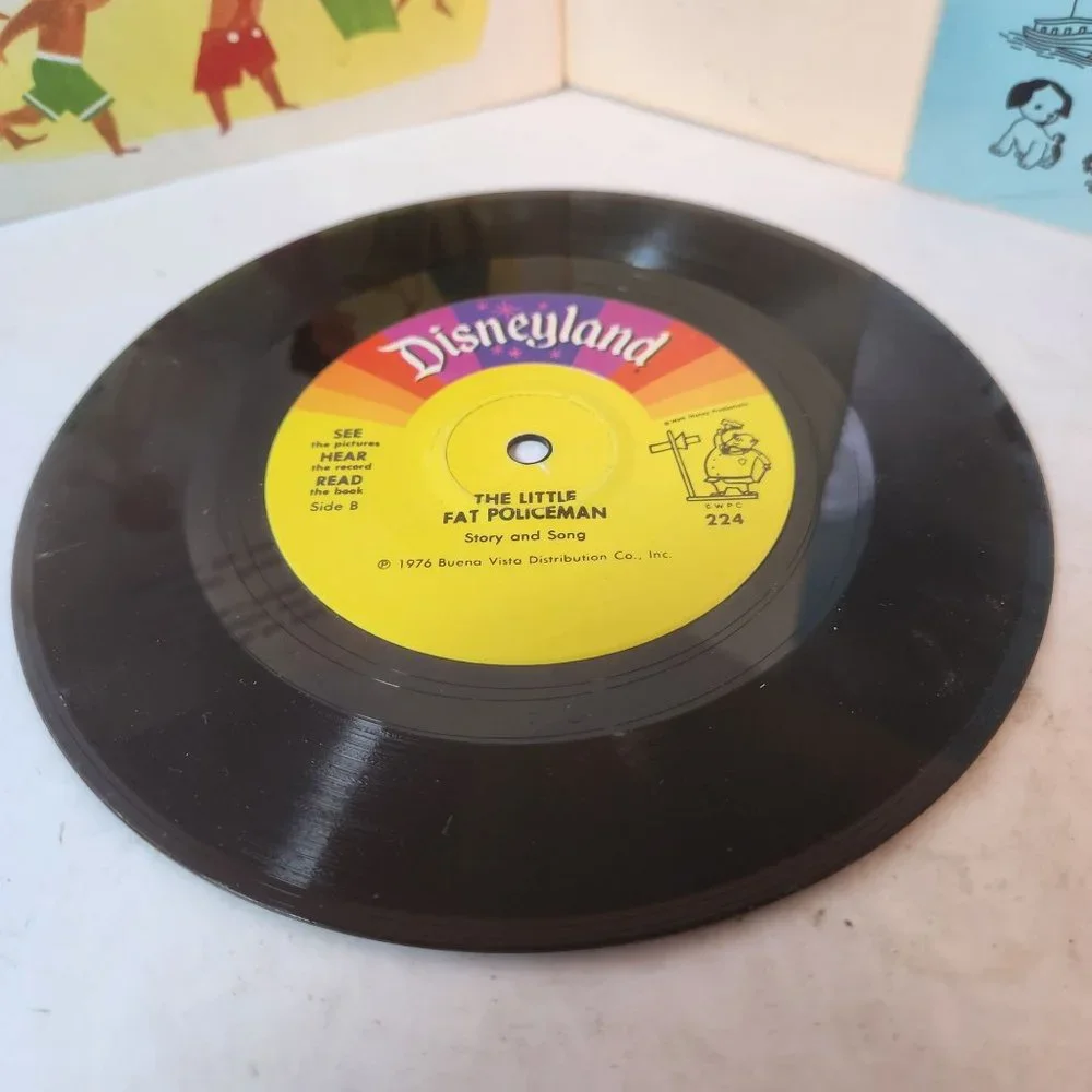 Vintage 1950s The Little Fat Policeman A Little Golden Book & 33 1/3 Record #224